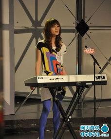 伪娘穿丝袜视频,伪娘风采尽显，时尚穿搭新潮流